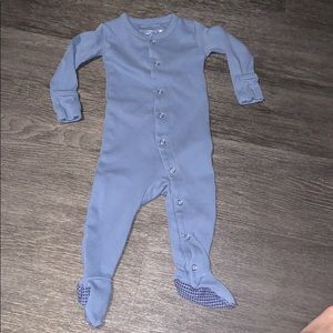 Button up sleeper with mittens brand new